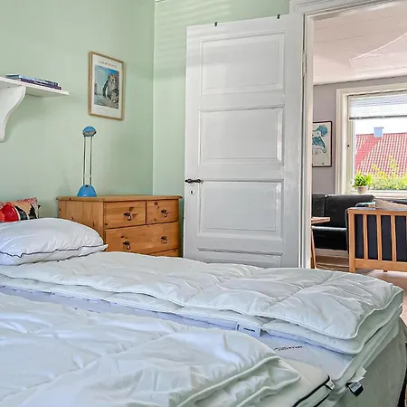 3 Bedroom Amazing In Prázdninový dům
