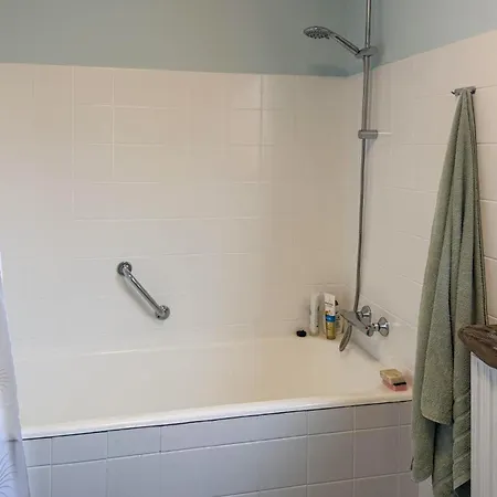 3 Bedroom Amazing In غودهيم